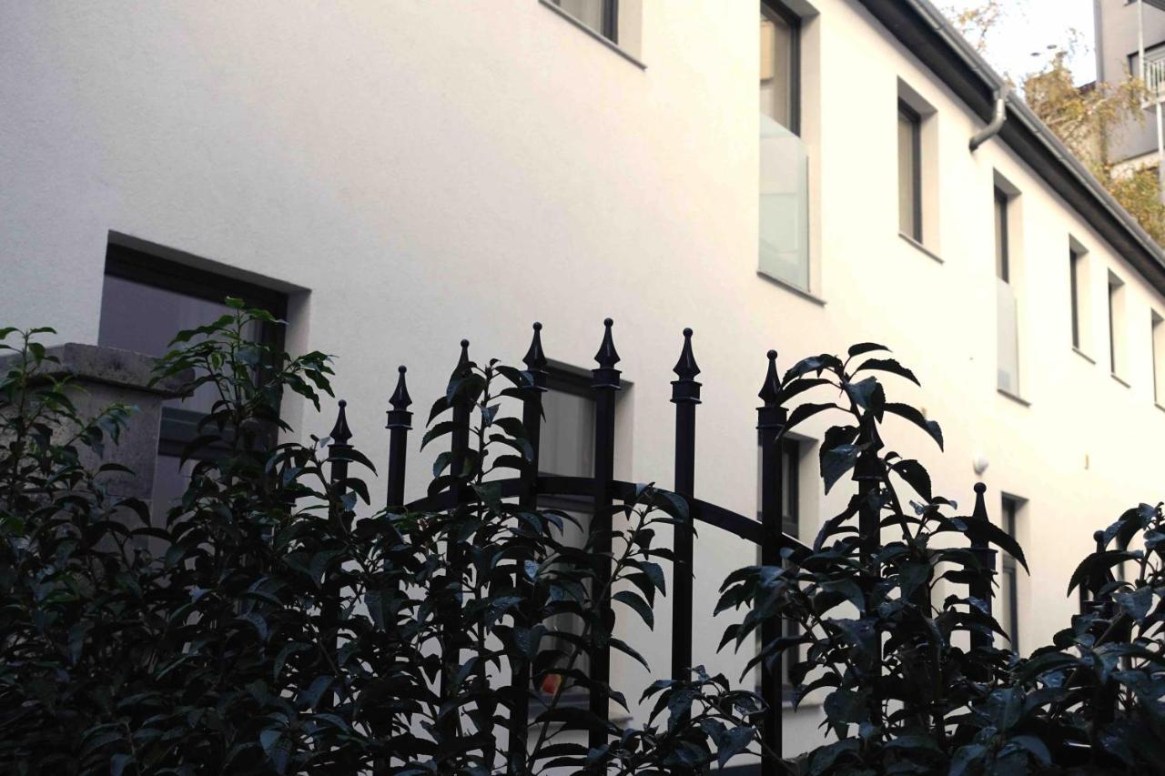 Studio U Parkplatz, Zentrale Ruhelage Neben Grunoase Apartamento Viena Exterior foto