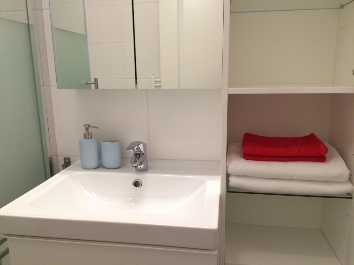 Studio U Parkplatz, Zentrale Ruhelage Neben Grunoase Apartamento Viena Exterior foto