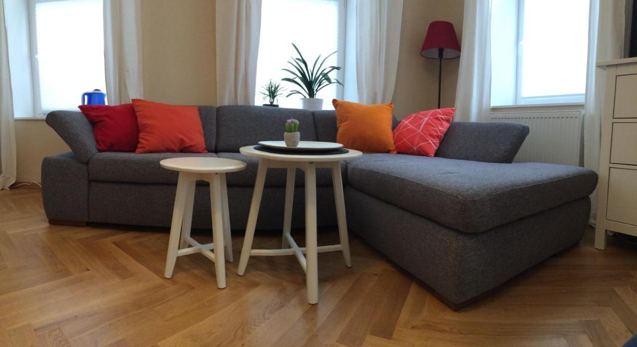 Studio U Parkplatz, Zentrale Ruhelage Neben Grunoase Apartamento Viena Exterior foto